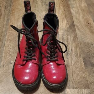 Red Lace-Up Boots Andr Are Glittery